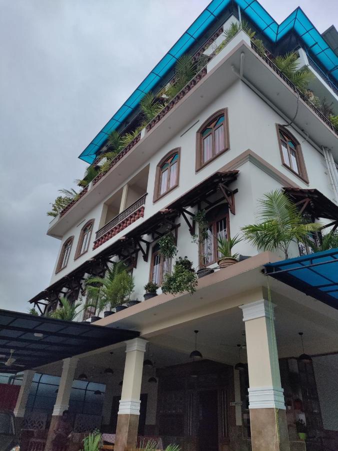 Meghdoot River Resort Kochi Εξωτερικό φωτογραφία