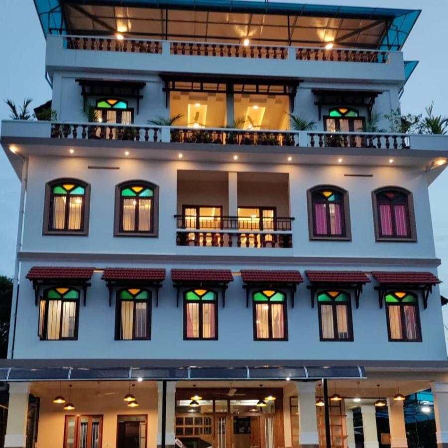 Meghdoot River Resort Kochi Εξωτερικό φωτογραφία